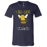 I Beelieve In You Teacher Testing Day Test Day V-Neck T-Shirt