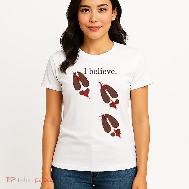 I Believe In Santa Funny Reindeer Hoof Prints Christmas Womens T-Shirt