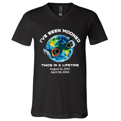 IVe Been Mooned Twice In A Lifetime Total Solar Eclipse V-Neck T-Shirt