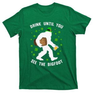 Irish Bigfoot St Patricks Day Leprechaun Sasquatch Party T-Shirt