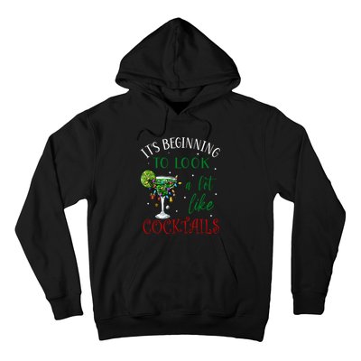 It's Beginning To Look A Lot Like Cocktails Funny Christmas Sweatshirt Hoodie