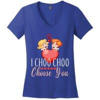 I Choo Choo Choose You Train Valentine`s Day Cool Gift Women's V-Neck T-Shirt