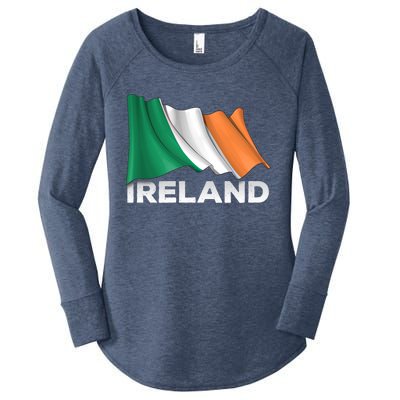 Ireland Country Cool Gift Waving Irish Flag Great Gift Women's Perfect Tri Tunic Long Sleeve Shirt