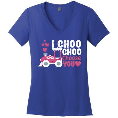 I Choo Choo Choose You Valentine's Day Train Lover Couples Cute Gift Women's V-Neck T-Shirt