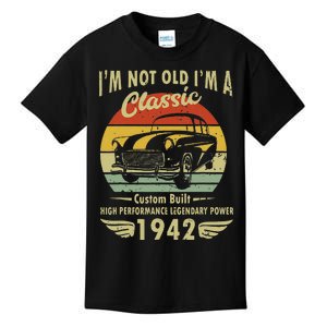 Im Classic Car 80th Birthday Gift 80 Years Old Born In 1942 Kids T-Shirt