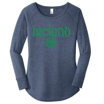 Ireland Clover Hearts Irish Style Text Green Print Gift Women's Perfect Tri Tunic Long Sleeve Shirt