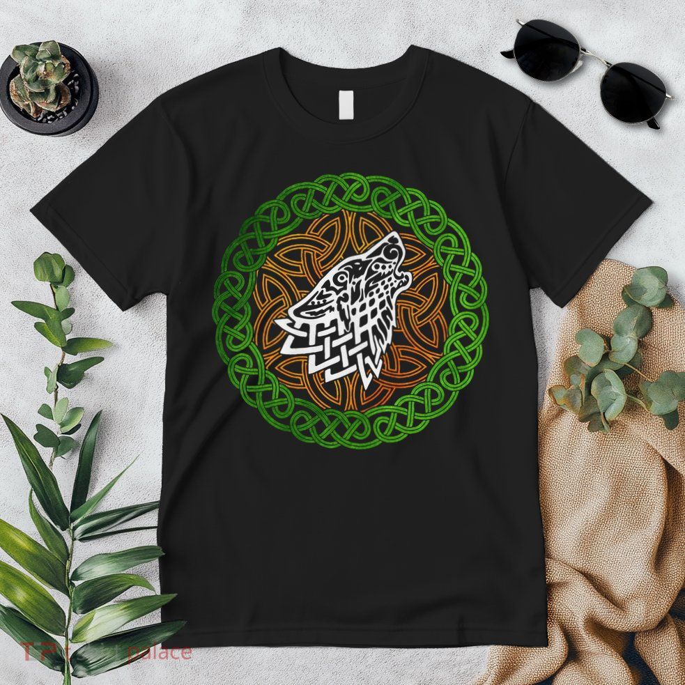 Ireland Celtic Knotwork Design Ornament Wolf Original Celtic Premium T-Shirt
