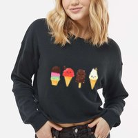Ice Cream Lovers For Summer Cropped Pullover Crew