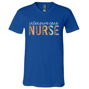 Intensive Care Nurse Leopard Print Icu Nursing School Gift V-Neck T-Shirt