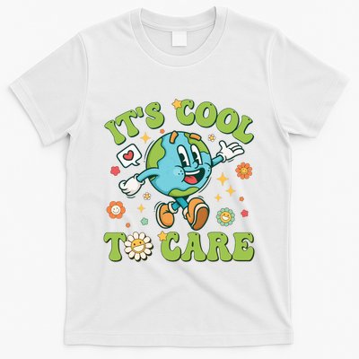 ItS Cool To Care Earth Day 2024 Retro Groovy Teacher T-Shirt