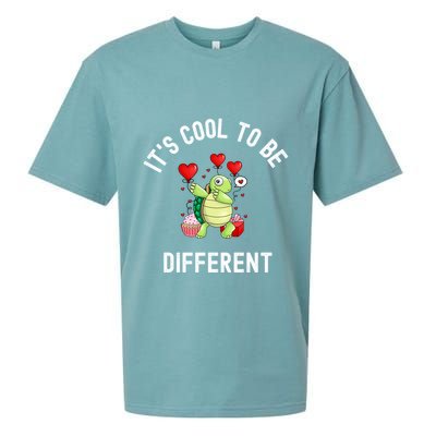 ItS Cool To Be Different Autism Awareness Dabbing Turtle Gift Sueded Cloud Jersey T-Shirt