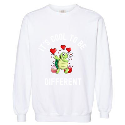 ItS Cool To Be Different Autism Awareness Dabbing Turtle Gift Garment-Dyed Sweatshirt