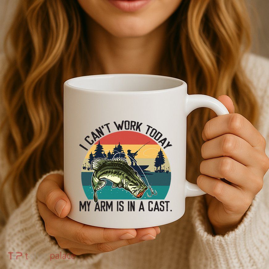 I Cant Work Today My Arm Is In A Cast Fishing Vintage Mug