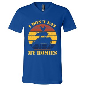 I Dont Eat My Homies Vegan Cool Vegetarian Animal Gift V-Neck T-Shirt