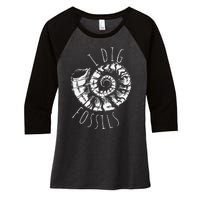 I Dig Fossils Ammonite Fossil Paleontology Women's Tri-Blend 3/4-Sleeve Raglan Shirt