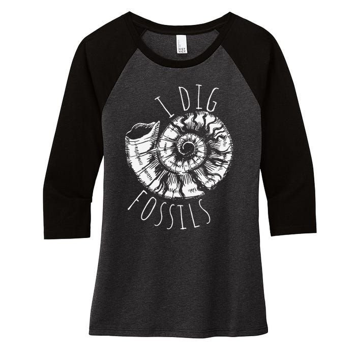 I Dig Fossils Ammonite Fossil Paleontology Women's Tri-Blend 3/4-Sleeve Raglan Shirt