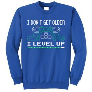 I Don´t Get Older I Level Up Gaming Graphic Gift Sweatshirt