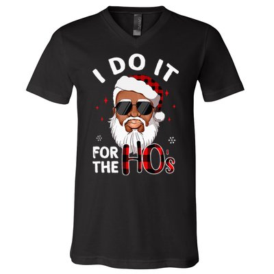 I Do It For The Hos Christmas African American Santa Black V-Neck T-Shirt