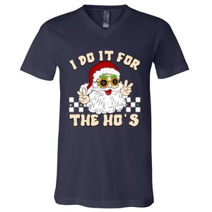 I Do It For The Hos Hippy Peace Santa Claus Christmas V-Neck T-Shirt