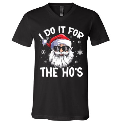 I Do It For The Hos Santa Claus Funny Christmas In July Xmas V-Neck T-Shirt