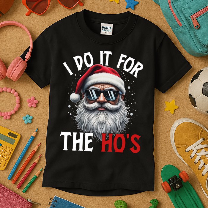 I Do It For The Hos Funny Christmas Santa Claus Kids T-Shirt