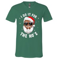 I Do It For The Hos Christmas African American Santa Black V-Neck T-Shirt