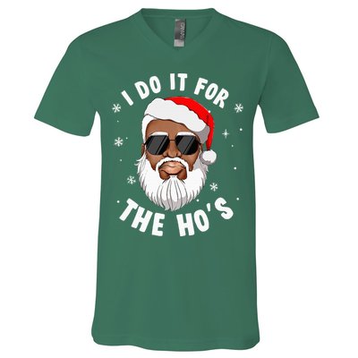 I Do It For The Hos Christmas African American Santa Black V-Neck T-Shirt