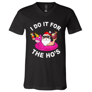 I Do It For The Hos Funny Summer Santa Christmas In July V-Neck T-Shirt