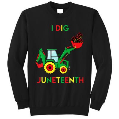 I Dig Juneteenth Fists Tractor Funny Tall Sweatshirt