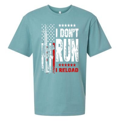 I Dont Run I Reload Vintage American Flag Funny Patriotic Cool Gift Sueded Cloud Jersey T-Shirt