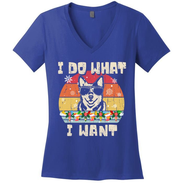 I Do What I Want Cattle Dog Retro Christmas Style Funny Cool Gift Women's V-Neck T-Shirt