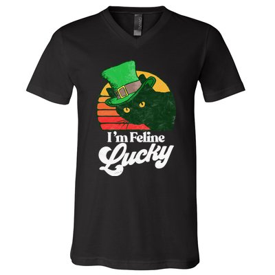 I'm feline lucky Funny Cat Owner St. Patrick's Day V-Neck T-Shirt