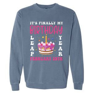 It's Finally My Birthday Leap Year 2024 Birthday Leap Day Garment-Dyed Sweatshirt