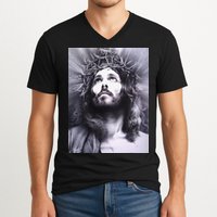 Image Face Of Jesus On A Cross With Crown Of Thorns V-Neck T-Shirt