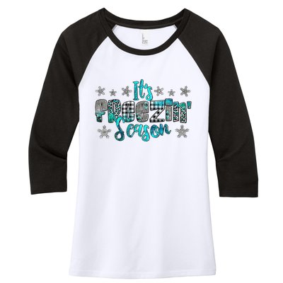 ItS Freezin Season Winter Vibes Cozy Season Christmas Gifts Women's Tri-Blend 3/4-Sleeve Raglan Shirt