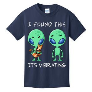 I Found This Vibrating  Funny Alien And Cat Kids T-Shirt