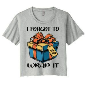 I Forgot To Wrap It Funny Christmas Pregnancy Announcement Women's Crop Top Tee