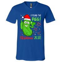 I Found The Pickle Christmas 2028 Funny Xmas Party Gift V-Neck T-Shirt