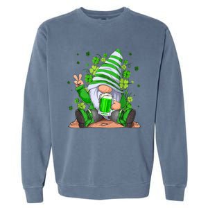 Irish Gnome Drink Beer Lucky Shamrock Gnome St Patricks Day Garment-Dyed Sweatshirt