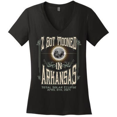 I Got Mooned In Arkansas Total Solar Eclipse 2024 Women's V-Neck T-Shirt