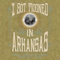 I Got Mooned In Arkansas Total Solar Eclipse 2024 Garment-Dyed Women's Muscle Tee