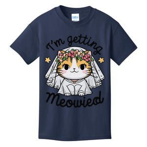 IM Getting Meowied Bridesmaid Bachelorette Party Kawaii Cat Kids T-Shirt