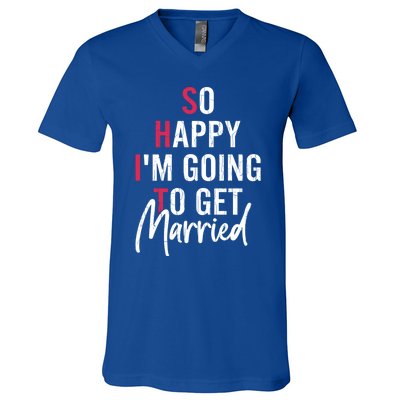 Im Getting Married Funny Bride Wife Wedding Graphic Gift V-Neck T-Shirt