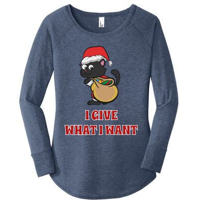 I Give What I Want Santa Cat Christmas Cheer Gift Women's Perfect Tri Tunic Long Sleeve Shirt