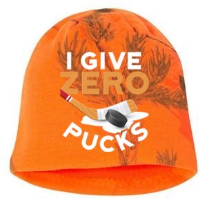 Ich Gebe Zero Pucks Hockey Gift Funny Sports Word Game Great Gift Kati - Camo Knit Beanie