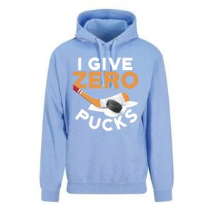 I Give Zero Pucks Hockey Design Funny Sports Pun Great Gift Unisex Surf Hoodie