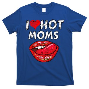 I Heart Hot Moms Funny Red Heart Love Moms Great Gift T-Shirt