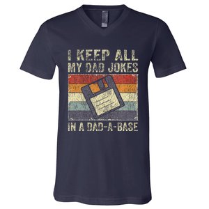 I Keep All My Dad Jokes In A Dad-A-Base Vintage Father Dad V-Neck T-Shirt