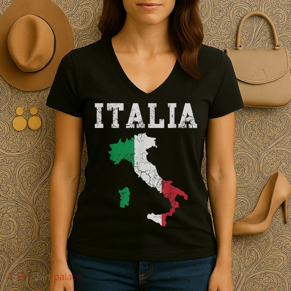 Italia Italy Flag Map Italian Italiano Family TShirt Women's V-Neck T-Shirt
