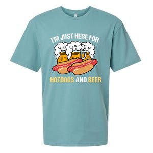 Im Just Here For Hot Dogs And Beer Gift Sueded Cloud Jersey T-Shirt